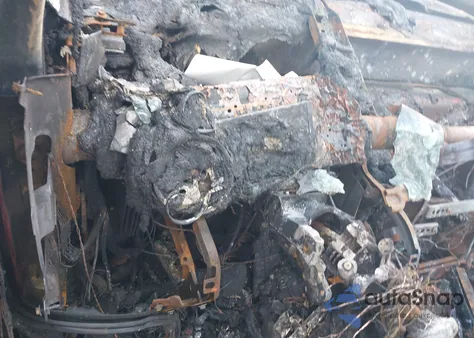 2015 Ram 1500 Laramie z USA, uszkodzony, nr VIN 1C6RR7NT3FS606311